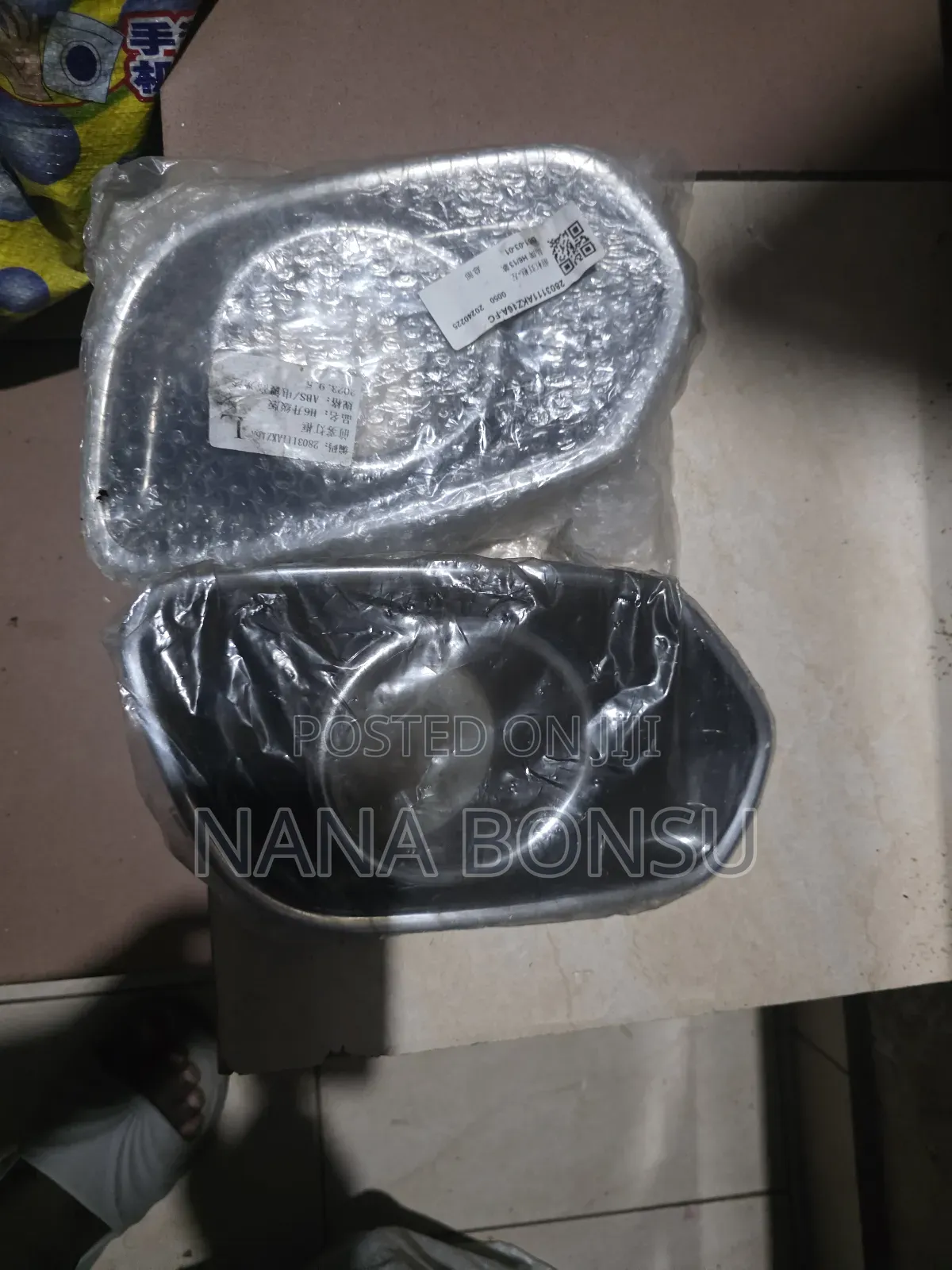 Toyota Voxy Fog Light Cover
