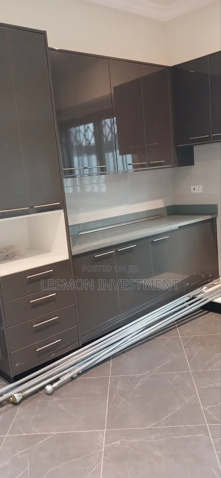 4bdrm Duplex in Lesmon Investments, Ability for rent