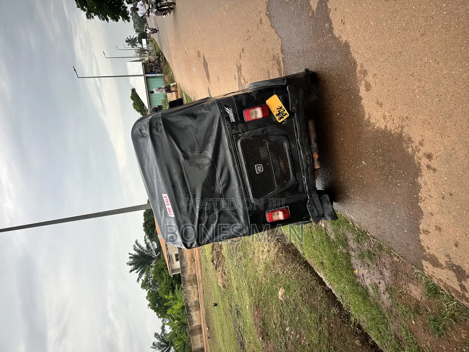 Bajaj RE 2024 Black