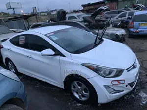 Hyundai Elantra 2014 White