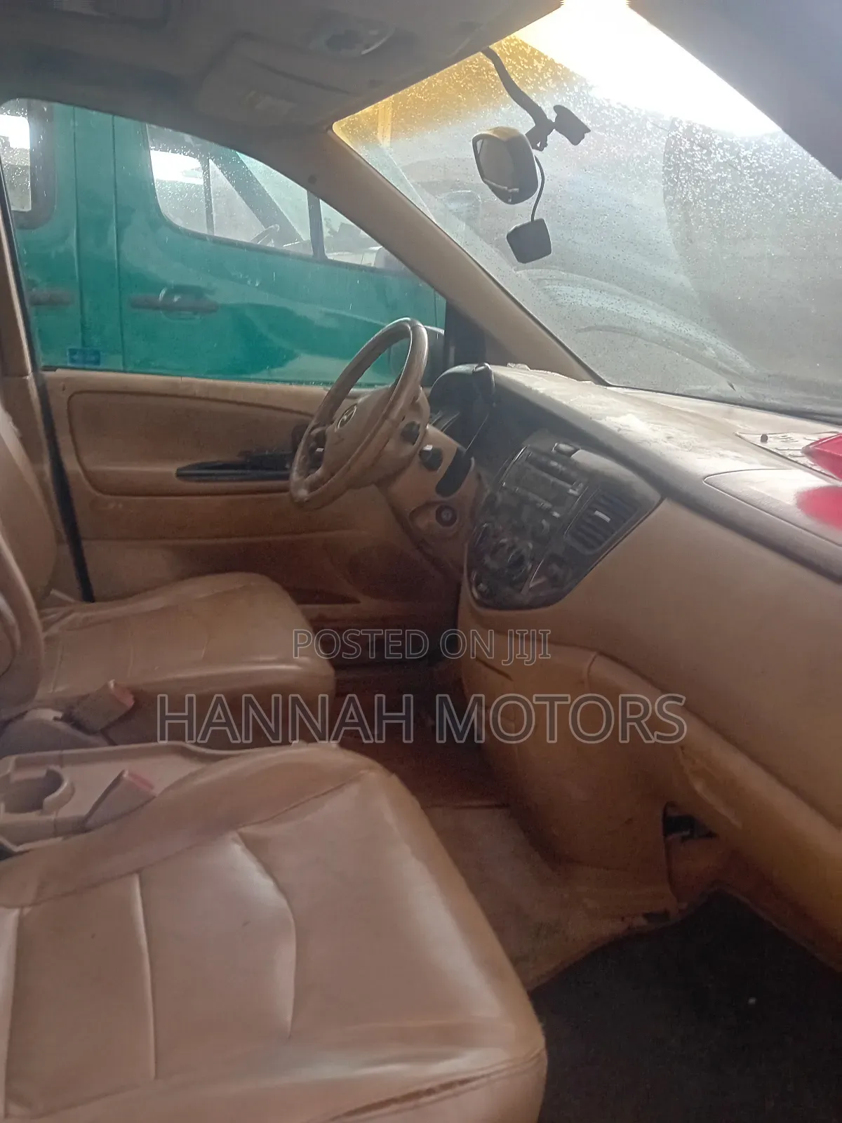 Mazda MPV 2005 Gold
