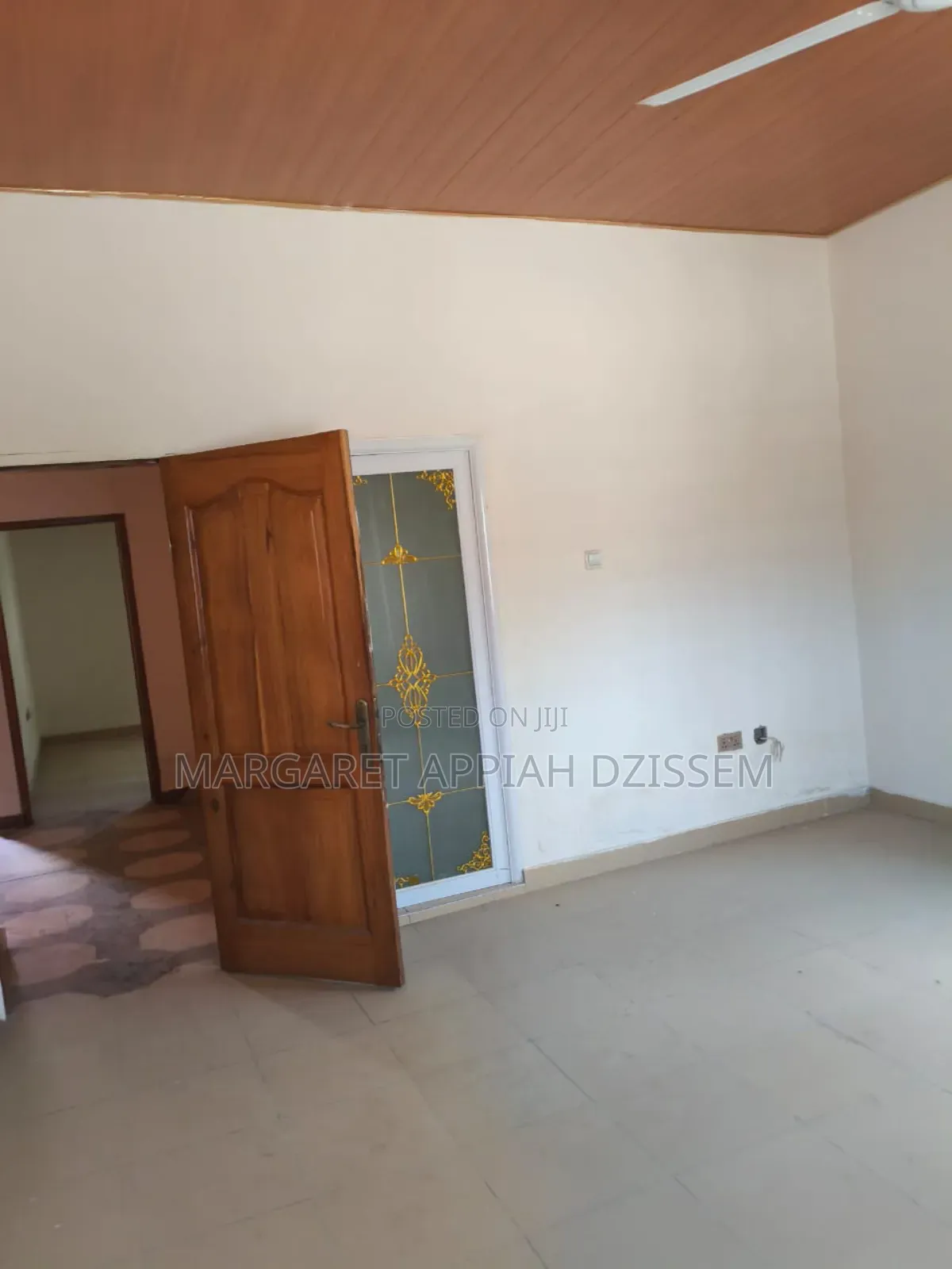 8bdrm House in Weija for sale