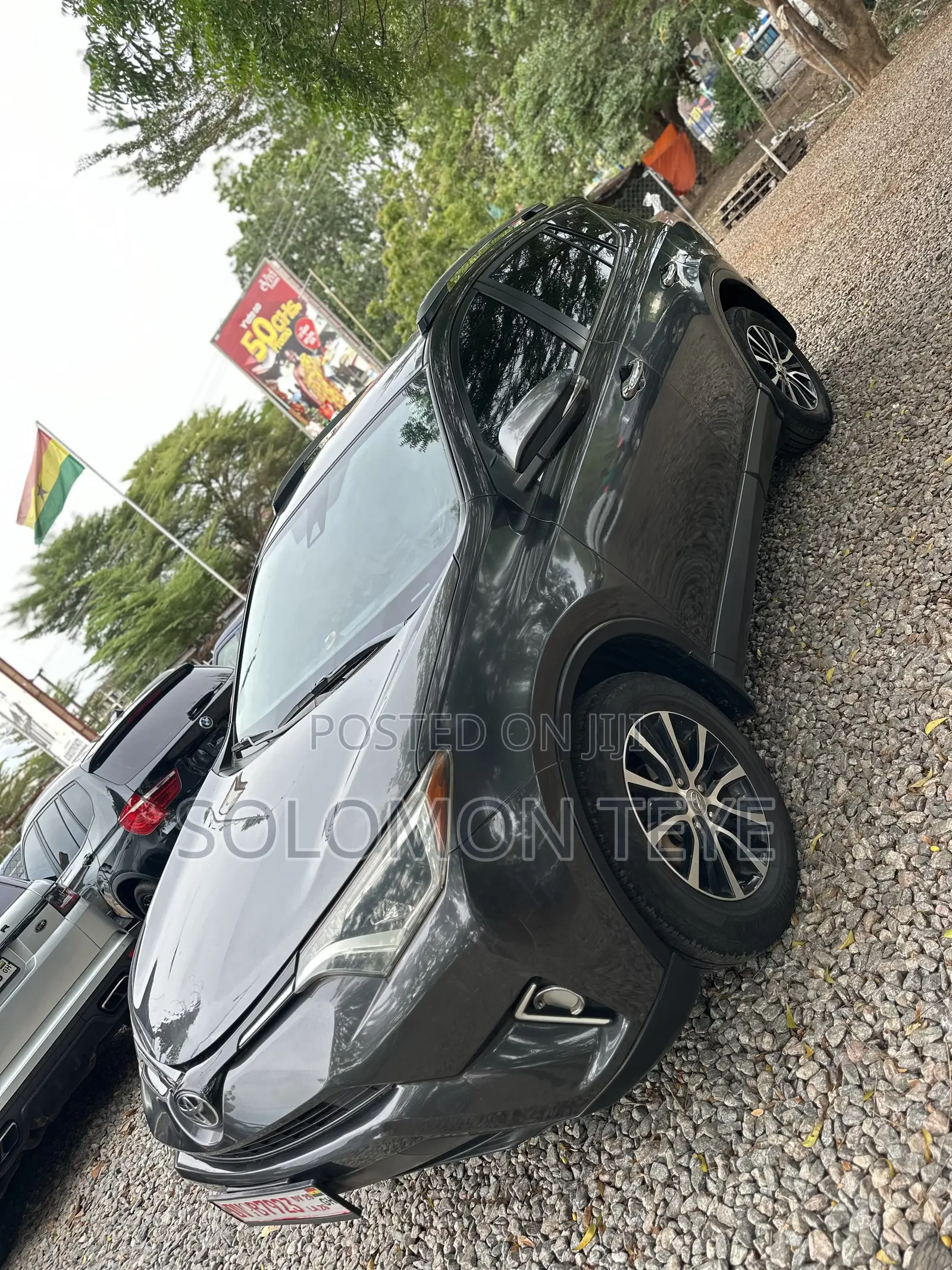 Toyota RAV4 LE 4dr SUV (2.5L 4cyl 6A) 2018 Black