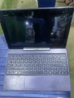 Laptop Asus ASUSPRO P2430UA 32GB HDD 32GB