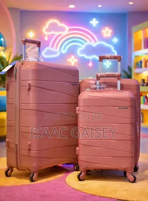 Expandable 3 in 1 Anticrake Luggages in Different Colors and Designs