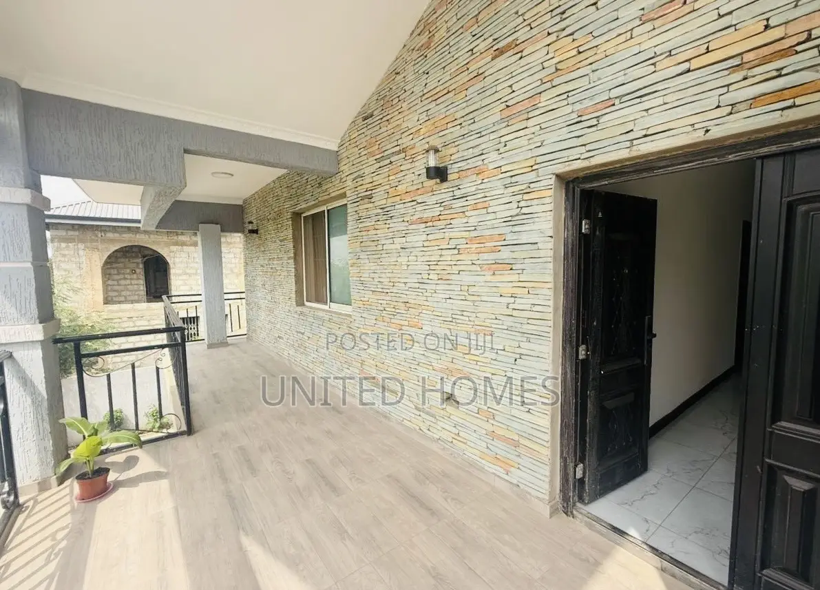 7bdrm House in Tema Metropolitan for rent