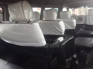 Hyundai H-100 2004 Blue