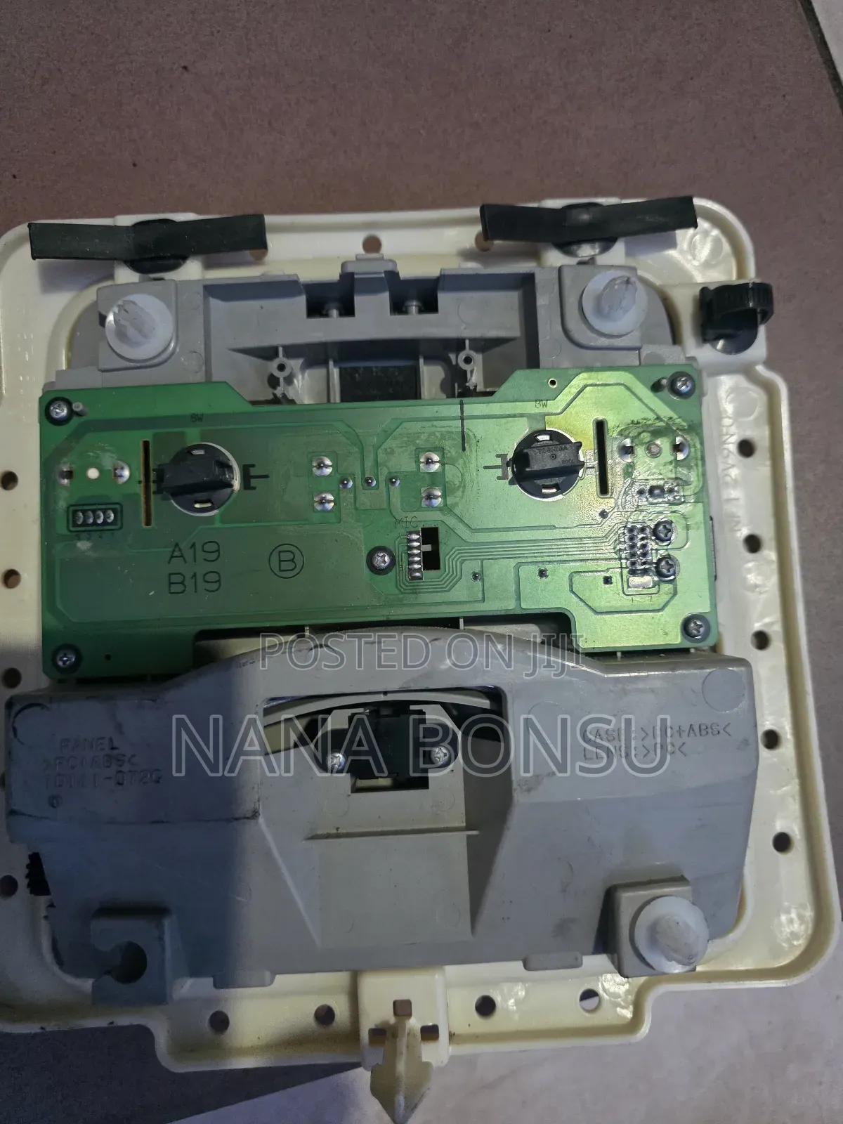 Toyota Voxy Inside Driver Light