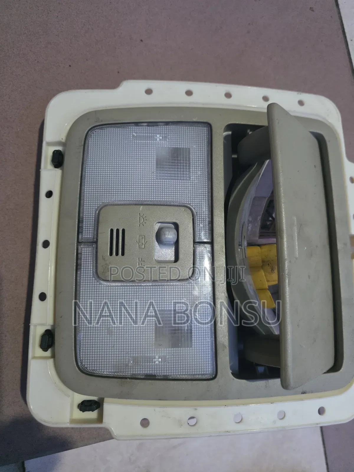 Toyota Voxy Inside Driver Light