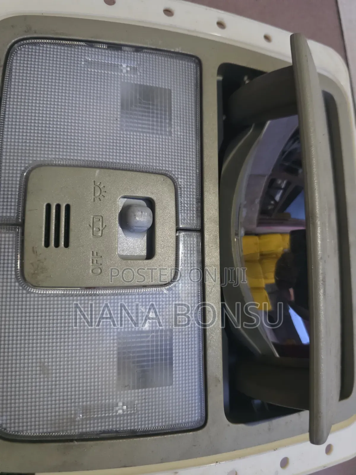 Toyota Voxy Inside Driver Light