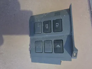 Toyota Voxy Dashboard Door Controls