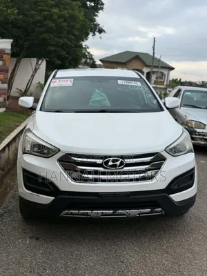 Hyundai Santa Fe 2017 White