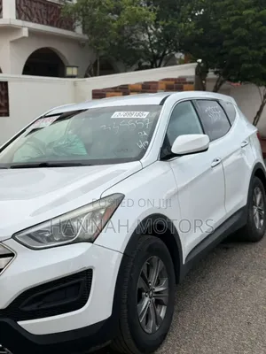 Hyundai Santa Fe 2017 White