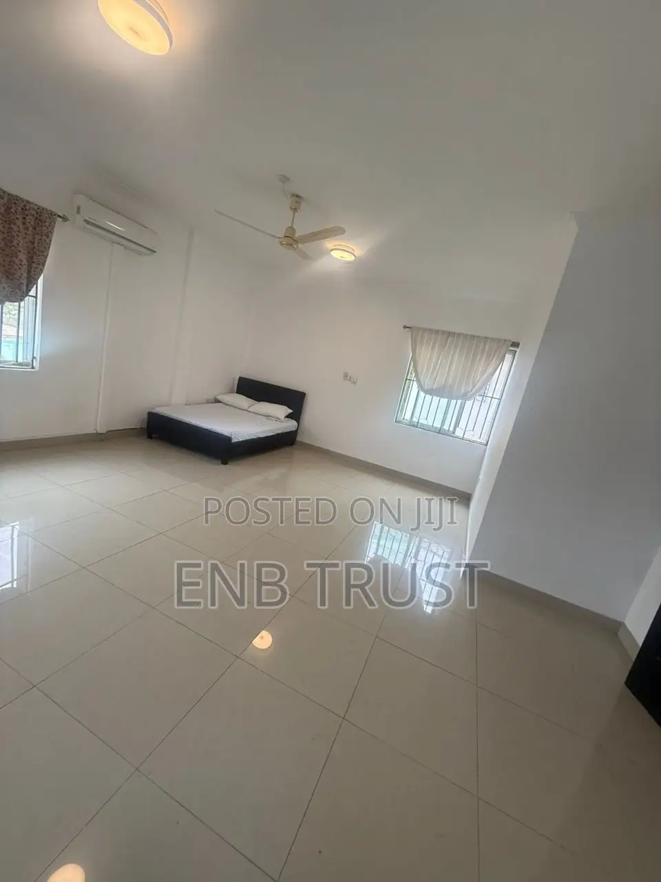 7bdrm Duplex in Tema, Sakumono for sale