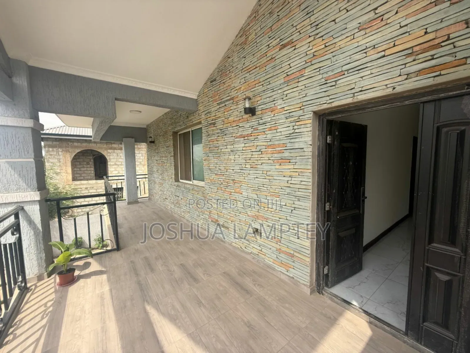 7bdrm House in Tema Community 12 for rent