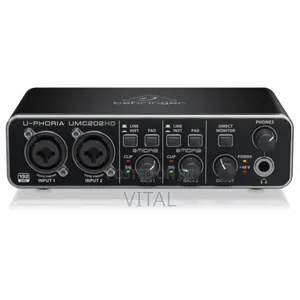 Behringer U-Phoria Umc 202hd