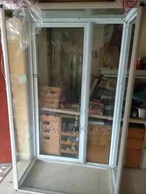 Big Show Case Going for a Cool Price