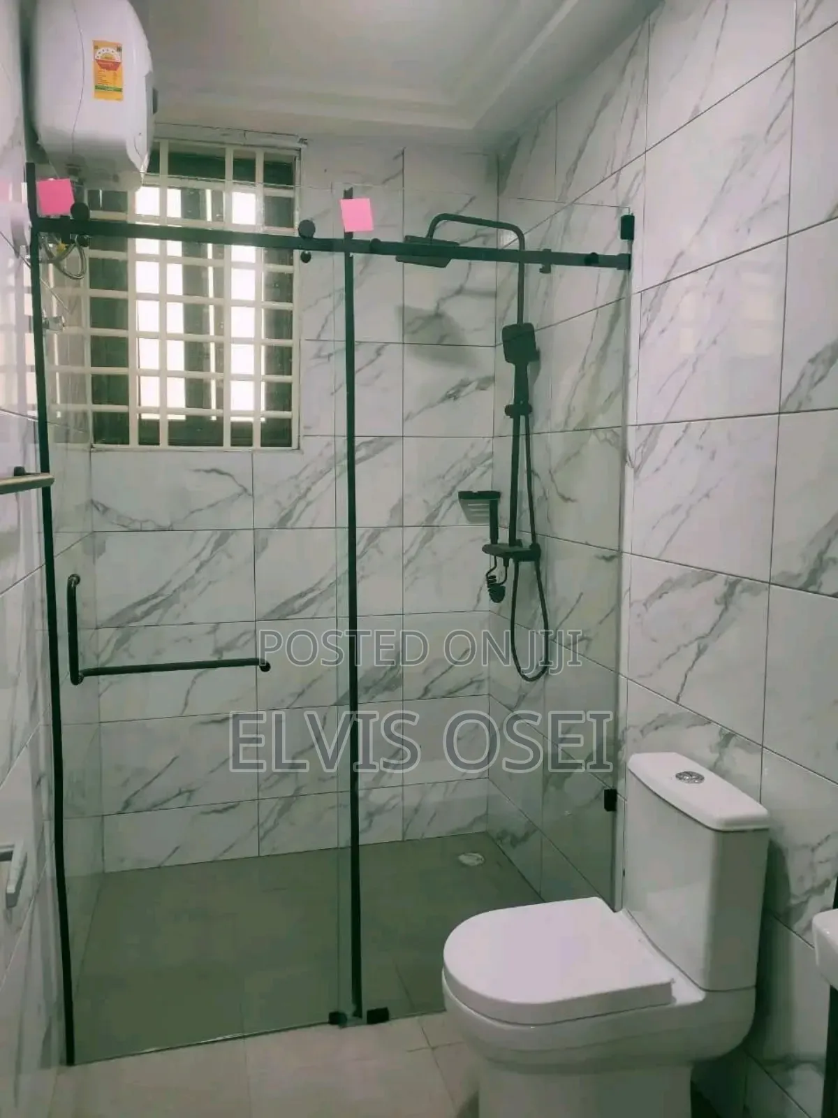 7bdrm House in Com 12 Tema, Community 25 for sale