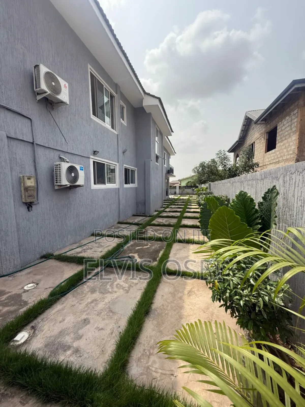 7bdrm House in Com 12 Tema, Community 25 for sale