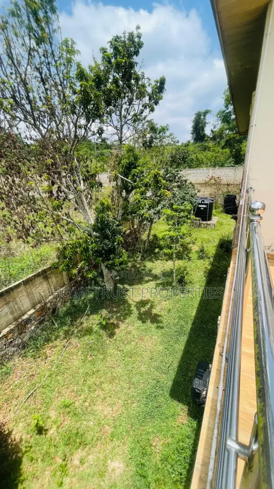 4bdrm House in Aburi Ahwediase for sale