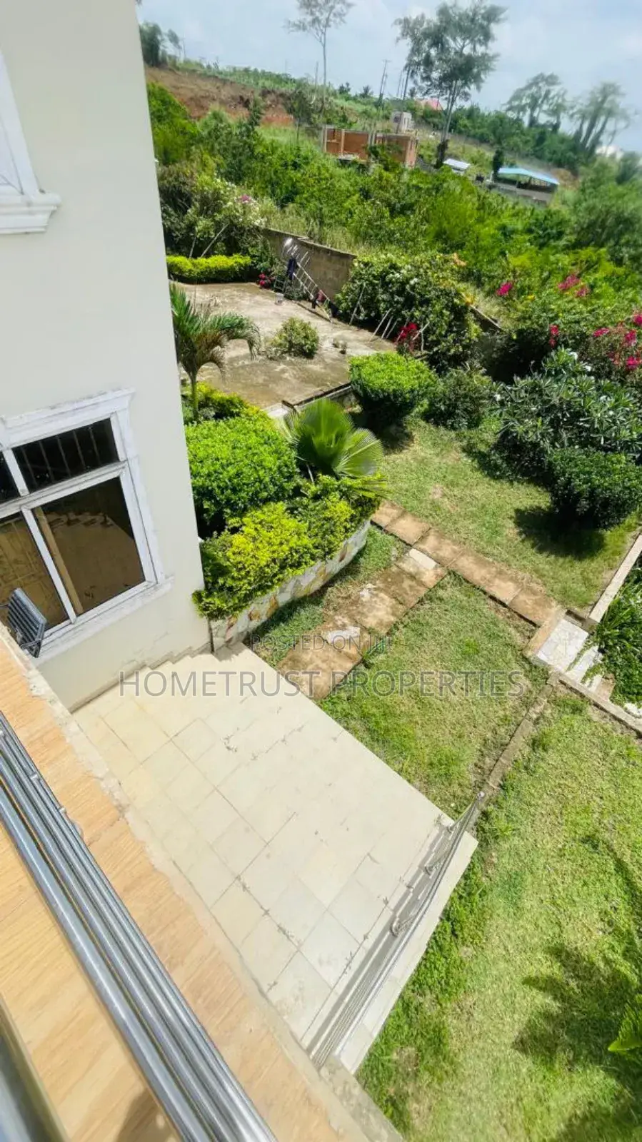 4bdrm House in Aburi Ahwediase for sale