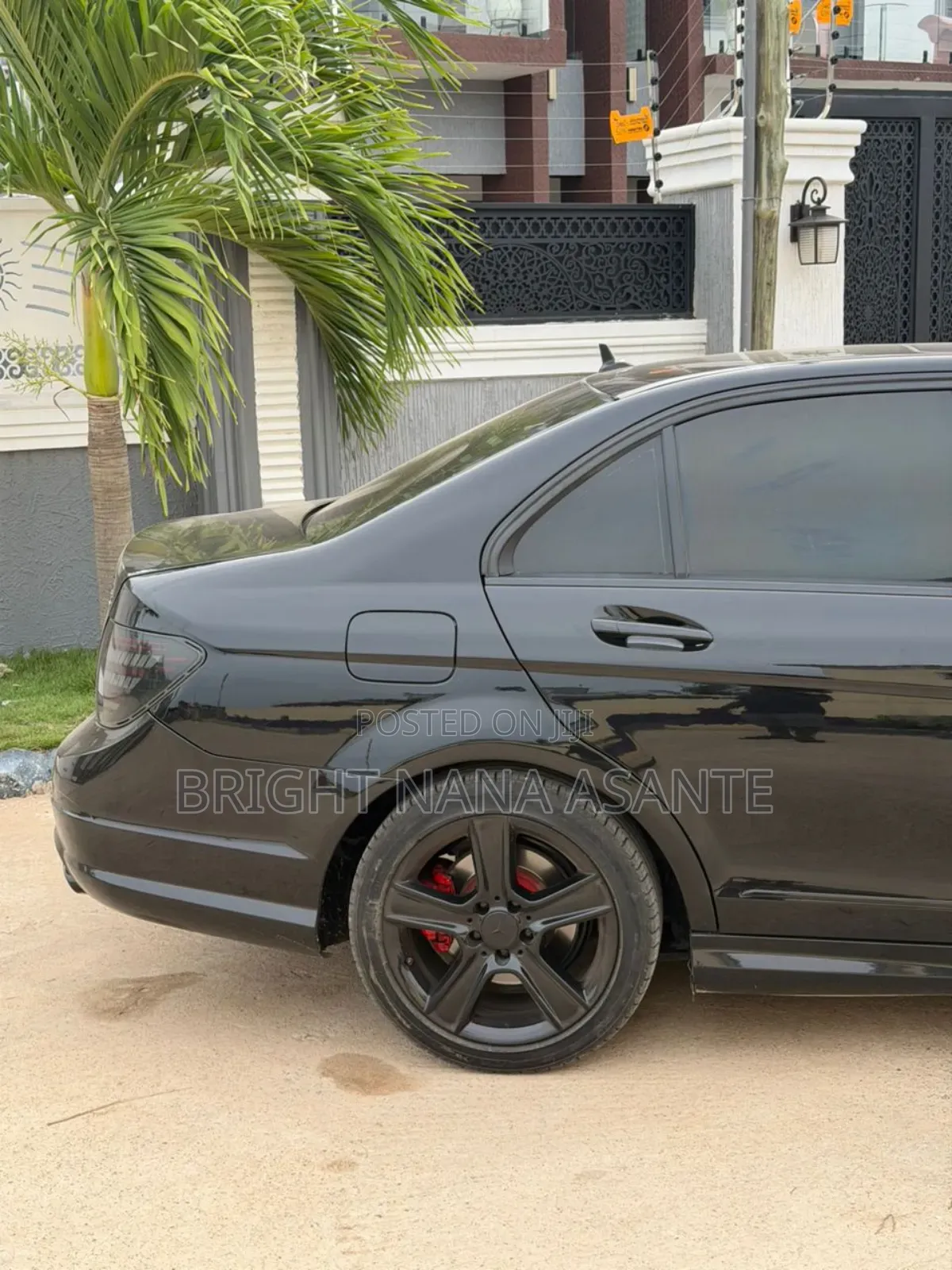 Mercedes-Benz C300 2012 Black