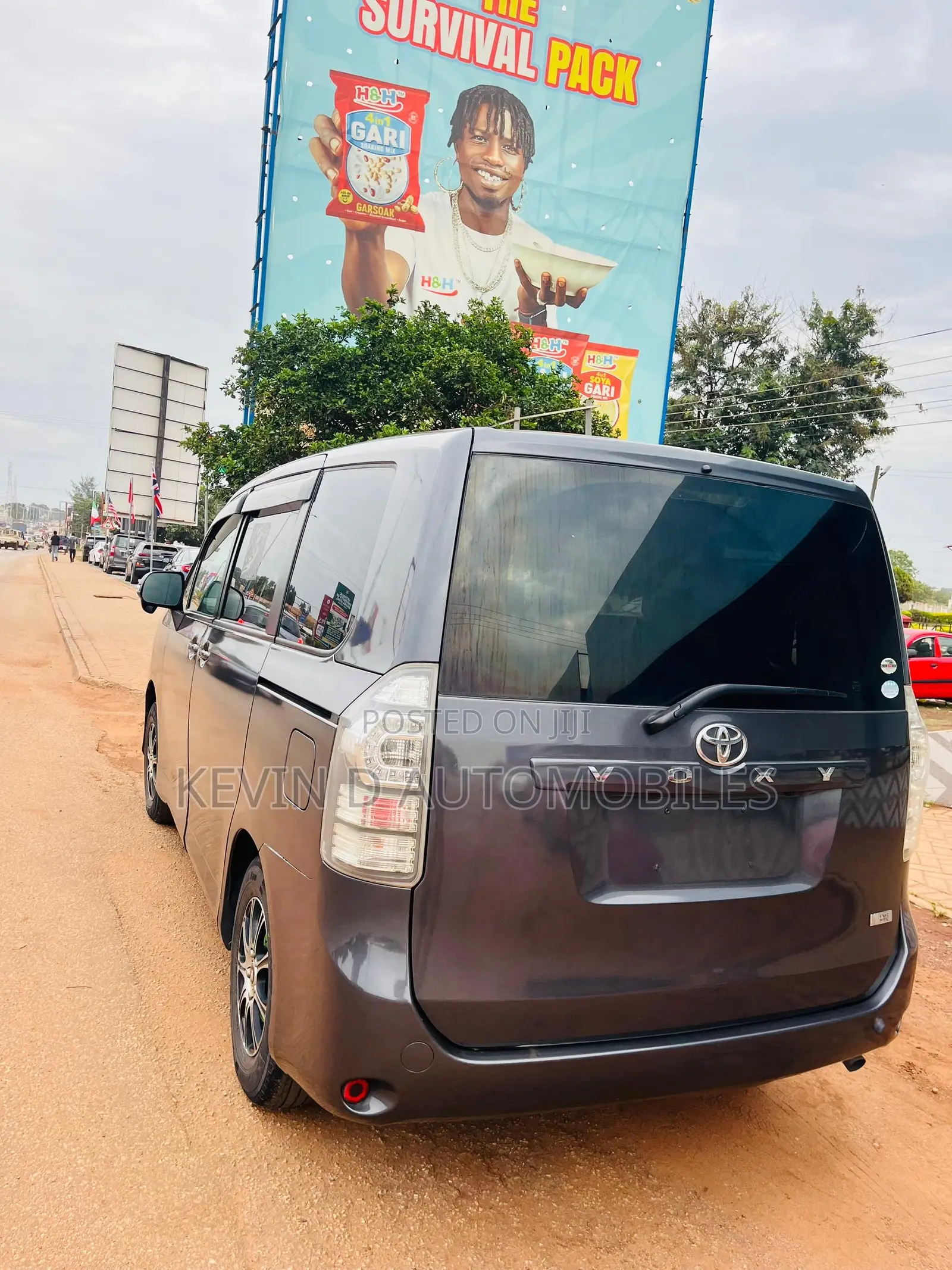 Toyota Voxy 2010 Gray