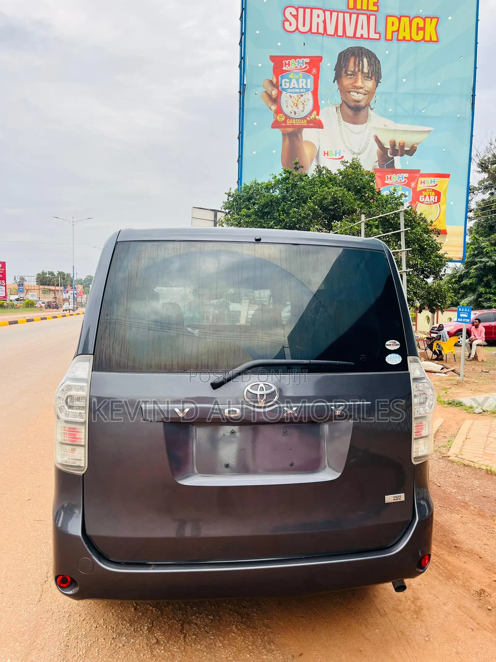 Toyota Voxy 2010 Gray