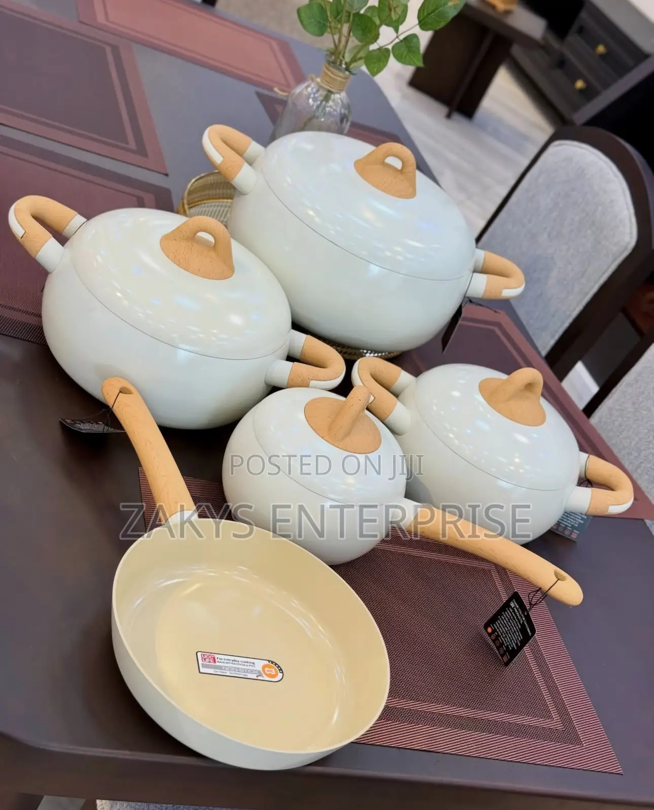 Ucc Life Ceramic Cookware Set 9pcs