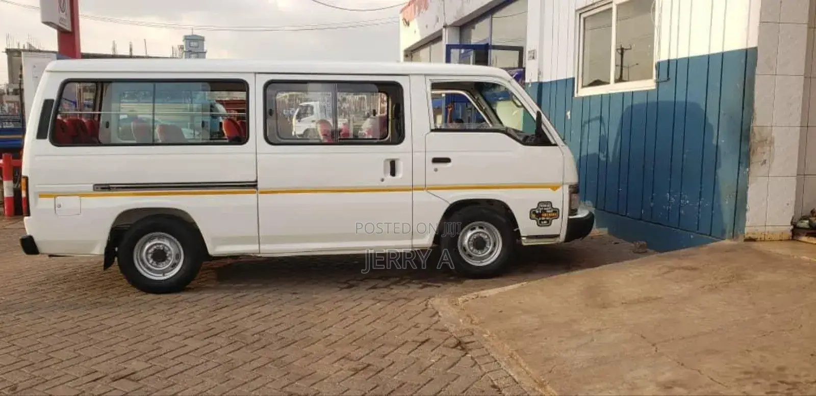 Nissan Caravan (Urvan) 1985 White