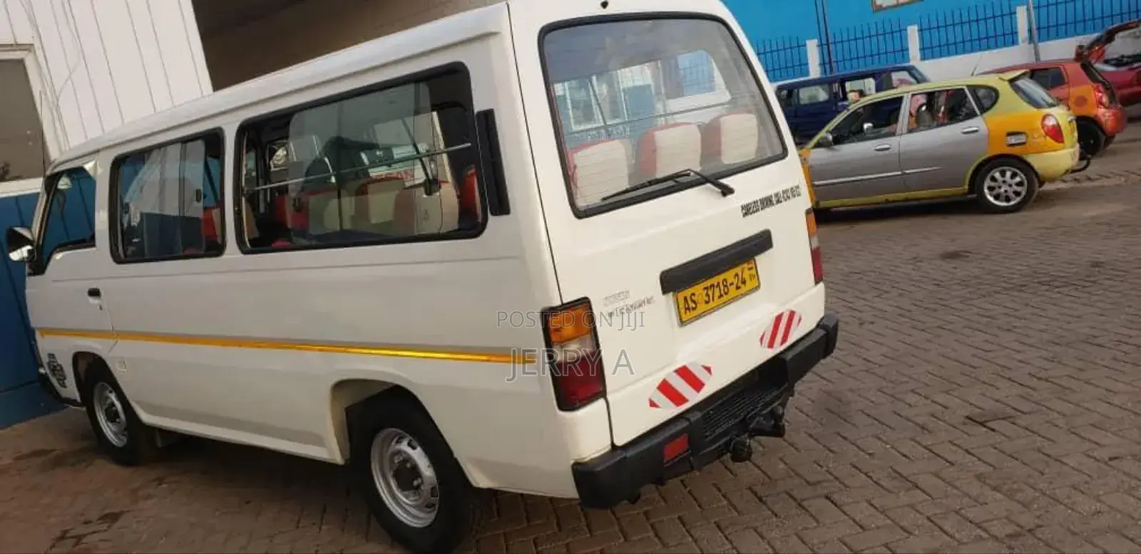 Nissan Caravan (Urvan) 1985 White