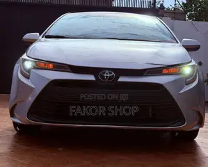 Toyota Corolla LE 2023 Gray