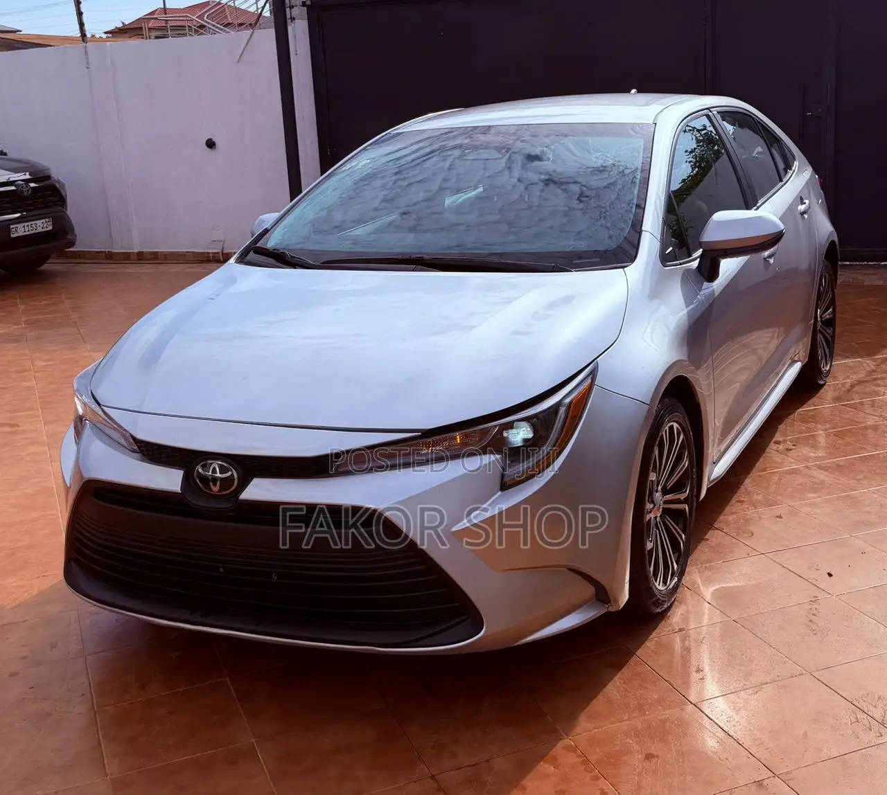Toyota Corolla LE 2023 Gray