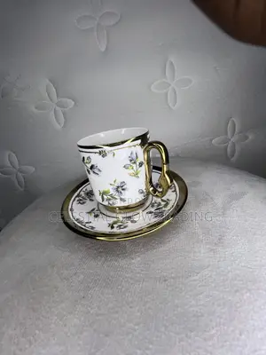 Luxury Ceramic Tea Set Gold Trim Leaf Design
