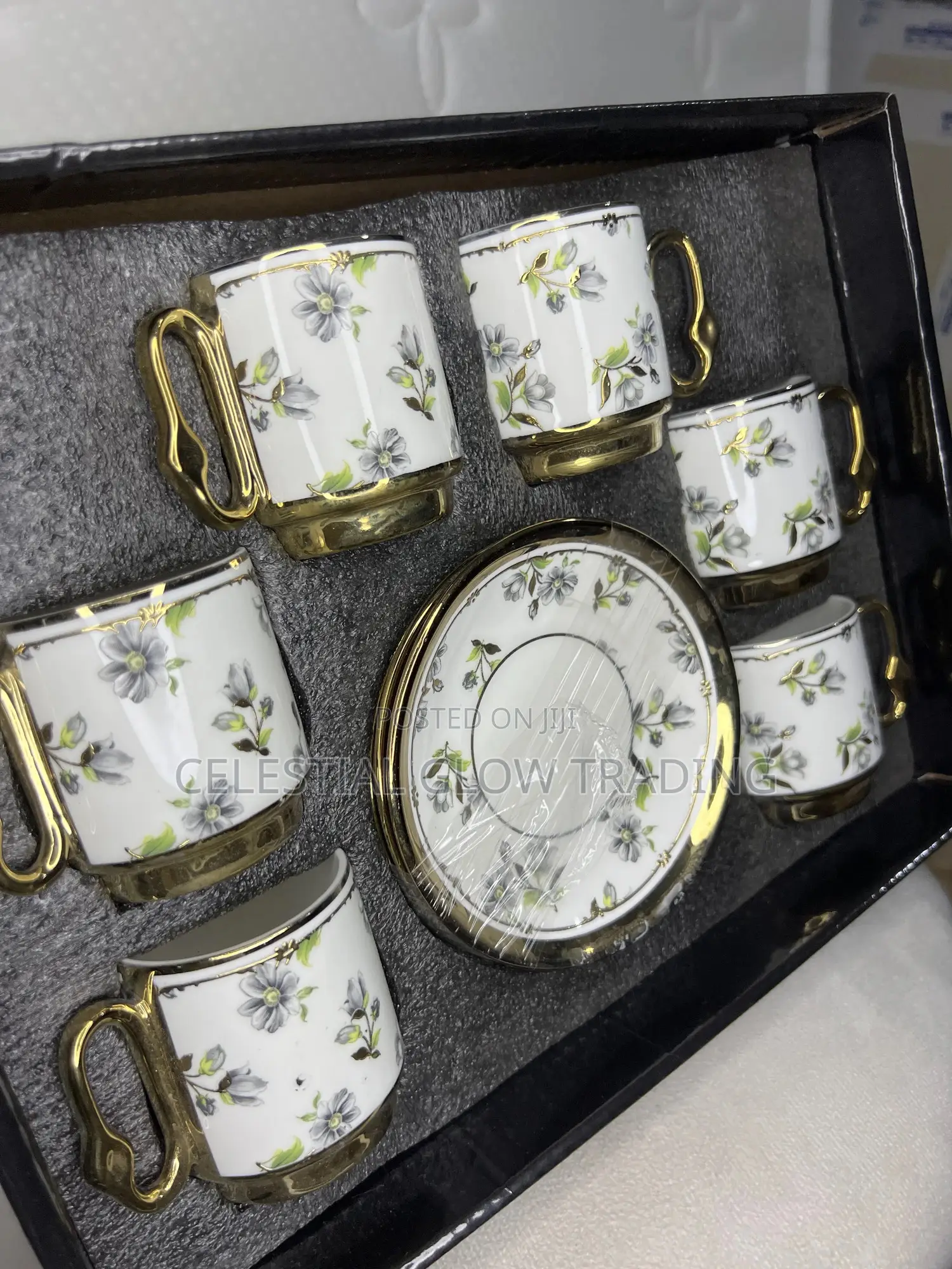 Luxury Ceramic Tea Set Gold Trim Leaf Design