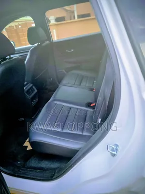 Honda CR-V 2023 White