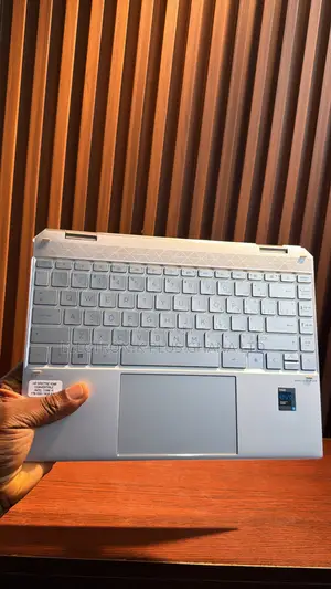 Laptop HP Spectre 14 8GB Intel Core i5 SSD 1T