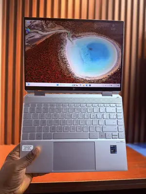 Laptop HP Spectre 14 8GB Intel Core i5 SSD 1T