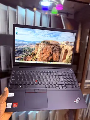 Laptop Lenovo Thinkpad E15 16GB Intel Core i7 SSD 256GB