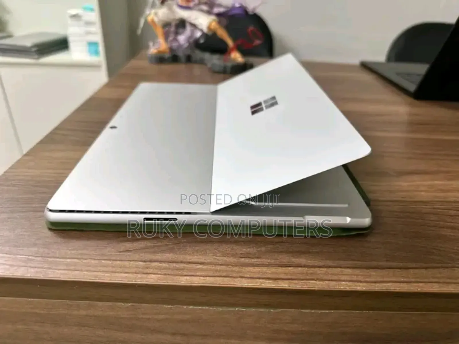 New Microsoft Surface Pro 512 GB Gray