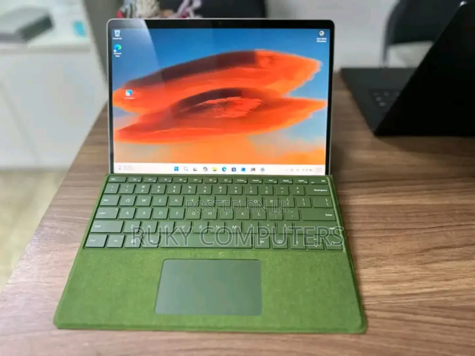 New Microsoft Surface Pro 512 GB Gray
