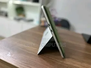 New Microsoft Surface Pro 512 GB Gray
