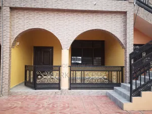 3bdrm Apartment in West Hills Mall Area for rent