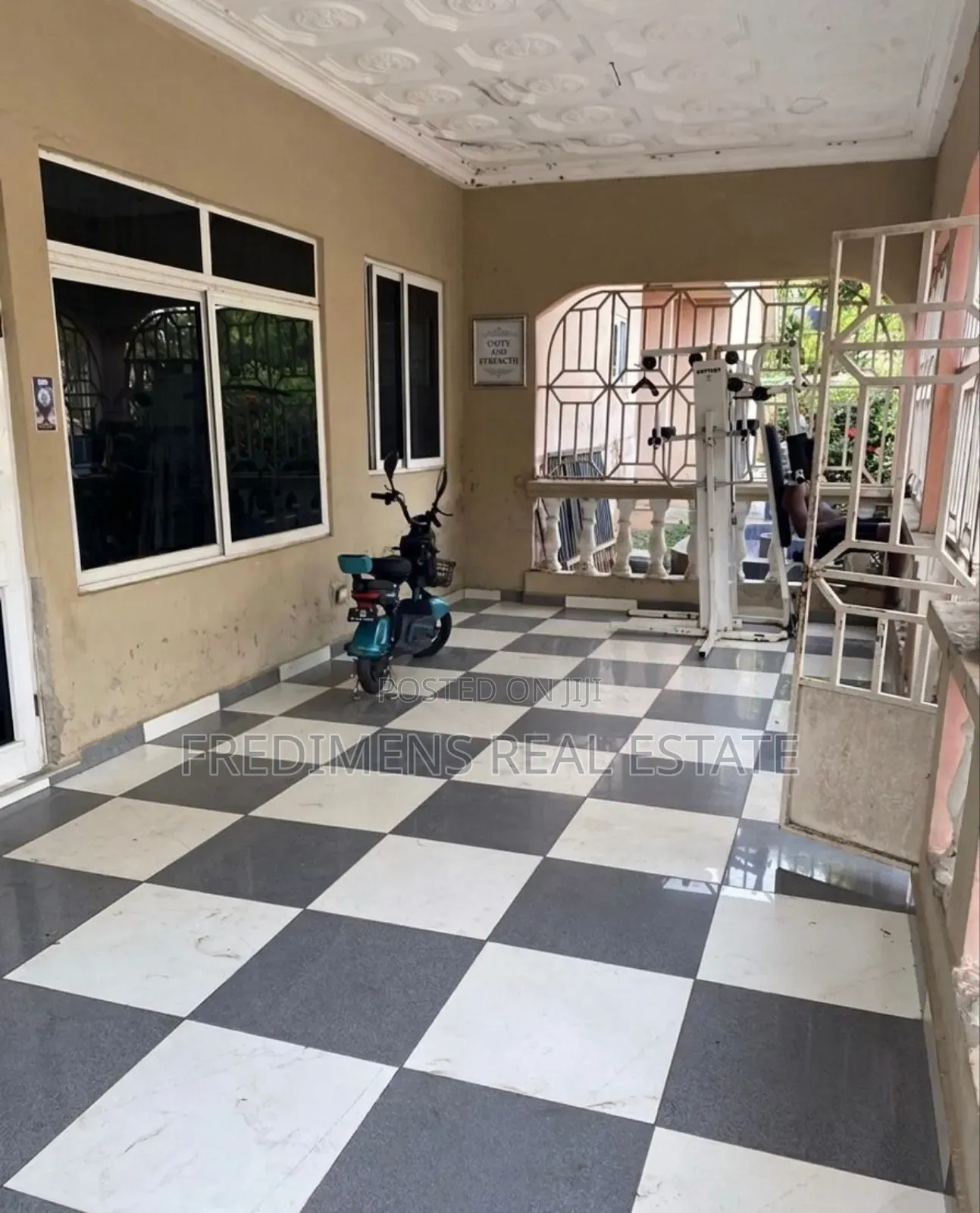 9bdrm House in Fredimens Real, Ejisu-Juaben Municipal for rent