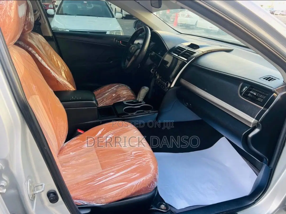 Toyota Camry 2015 Silver