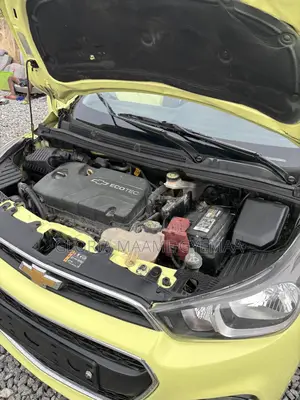 Chevrolet Spark LT w/1LT CVT 2017 Yellow