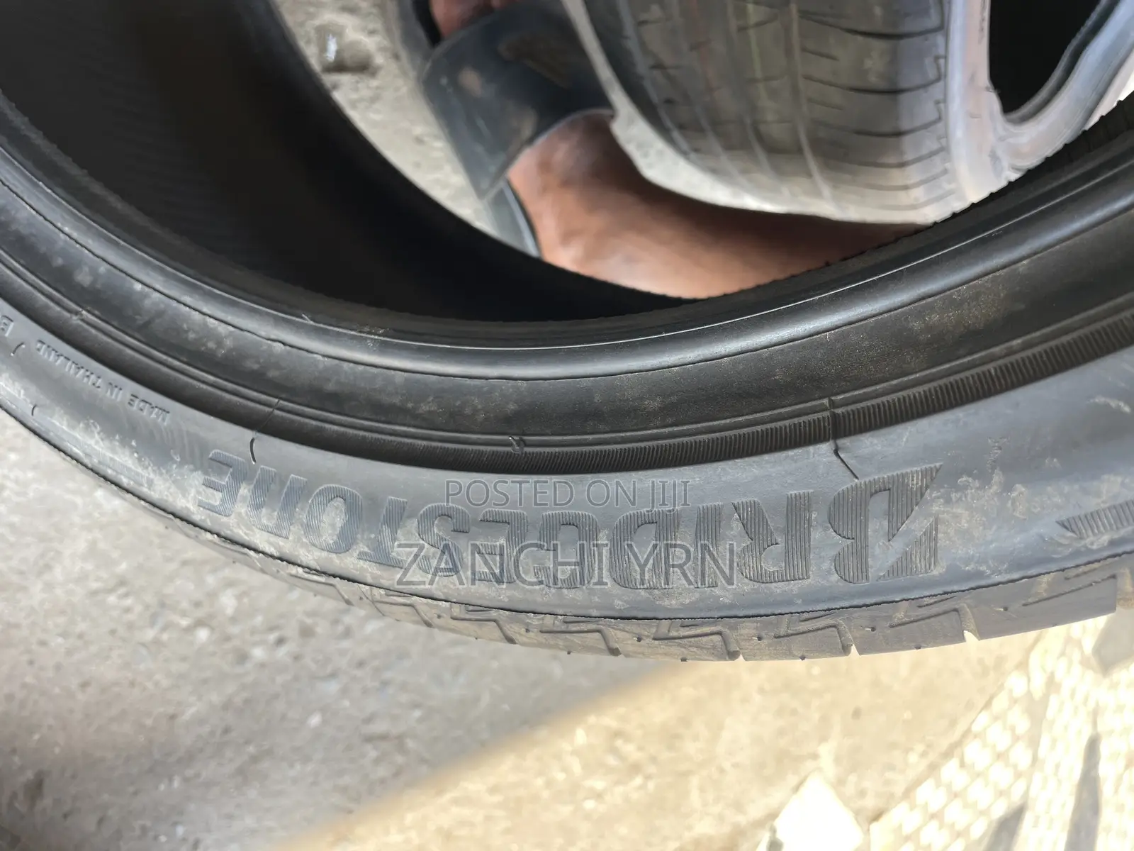235/40r19 Bridgestone Turanza