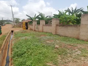 2 Plots and 4 Bedrooms for Sale at Kumasi Appiadu