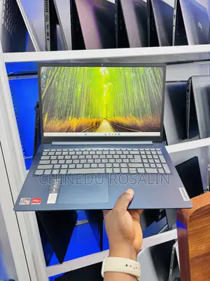 Laptop Lenovo IdeaPad 1 8GB AMD Ryzen 5 SSD 256GB
