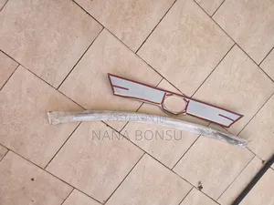 Toyota Voxy Bonnet Decoration